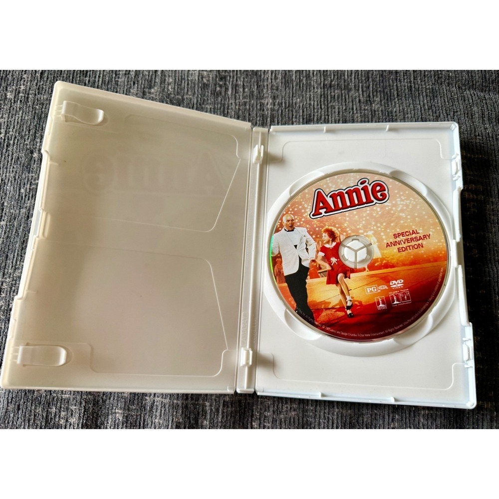 Columbia TriStar Annie DVD Special Anniversary Edition 1982 Movie Musical PG - Picture 4 of 5